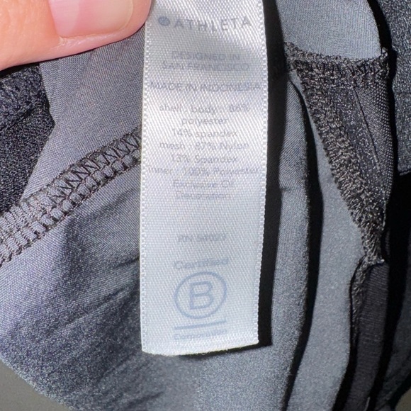 Athleta Women's Camo Print Mesh Racer Run Shorts Size XXS - Picture 7 of 7